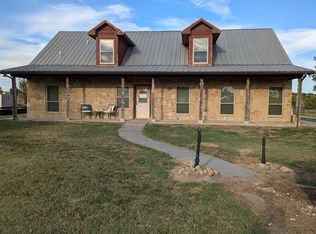 216 County Road 207, Valley View, TX 76272