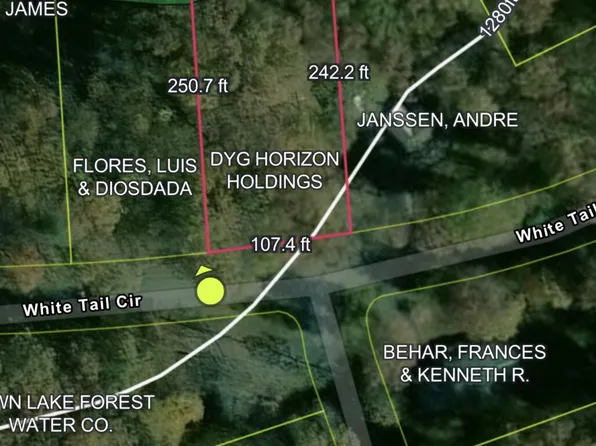 154 White Tail Cir, Hawley, PA 18428