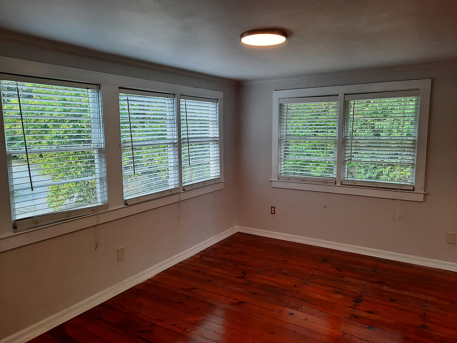2 bed, 750 sqft, $895 — Photo 3
