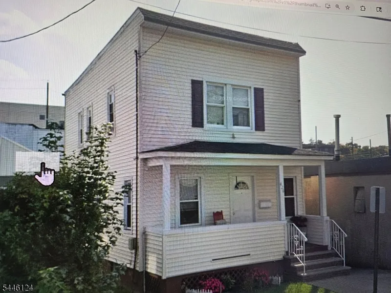 3 bed, 1.5 bath, 1300 sqft, $2,850 — Photo 2