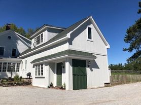 86 Dudley Brook Rd, Weare, NH