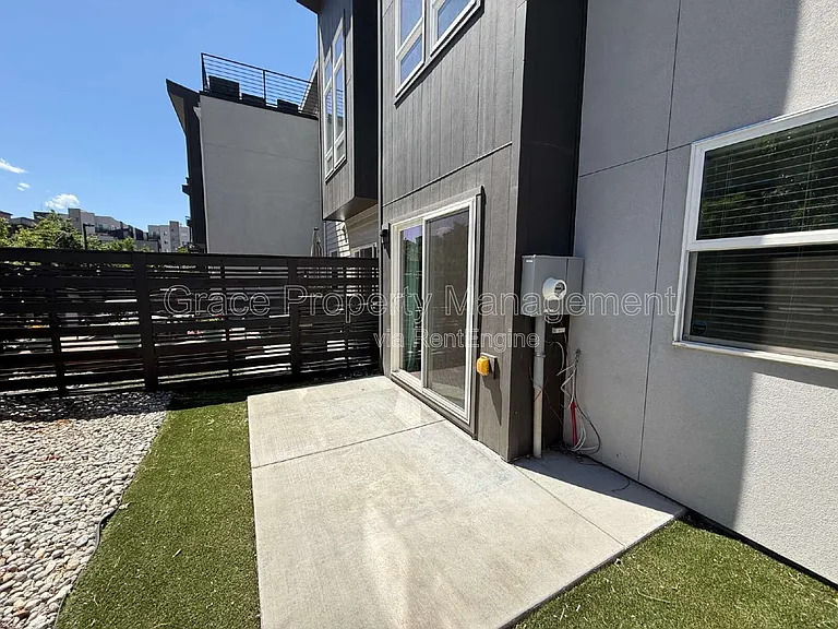 2820 W 53rd Ave — Photo 8