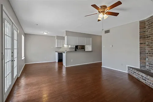 7012 Lincolnshire Ln Photo 1
