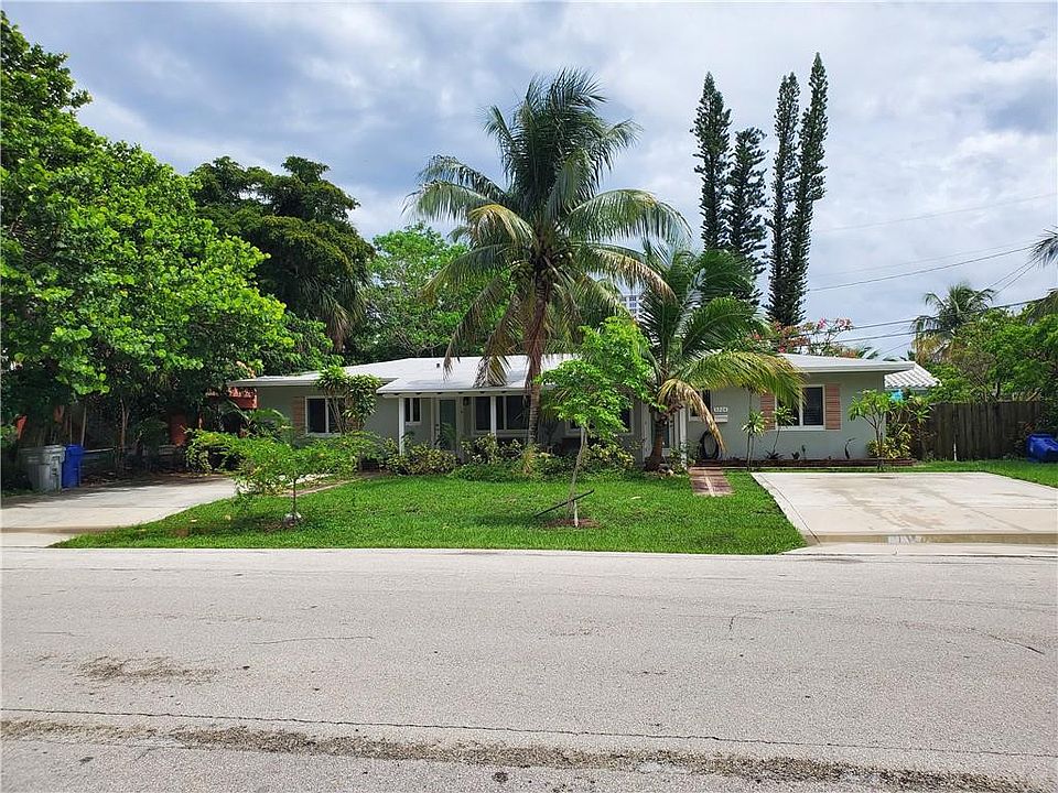 1st image of 3204 NE 6th Street