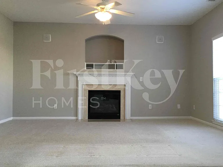 126 Center Point Dr — Photo 7