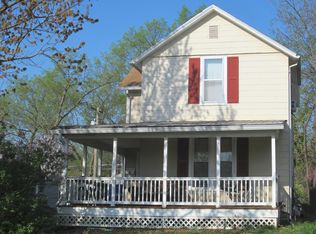 1329 Connecticut St, Lawrence, KS 66044