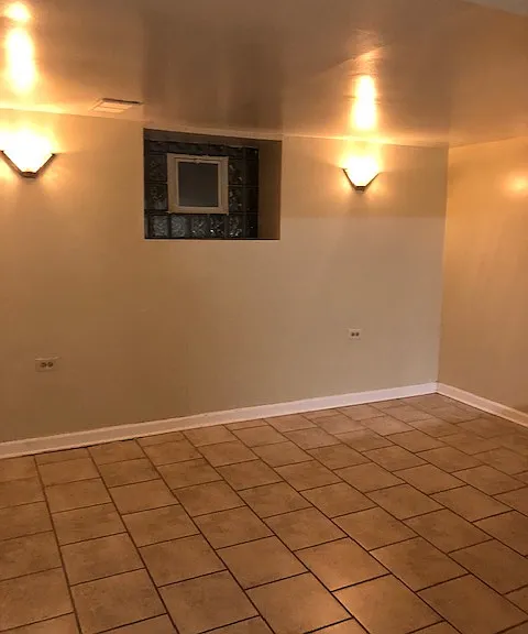 5207 N Latrobe Ave #G — Photo 13