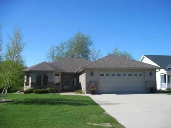 133 Cameo Ln, Mankato, MN 56001