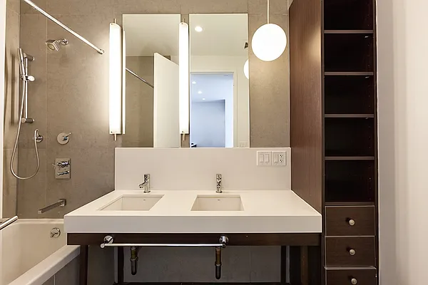 Rented by MNS | media 11