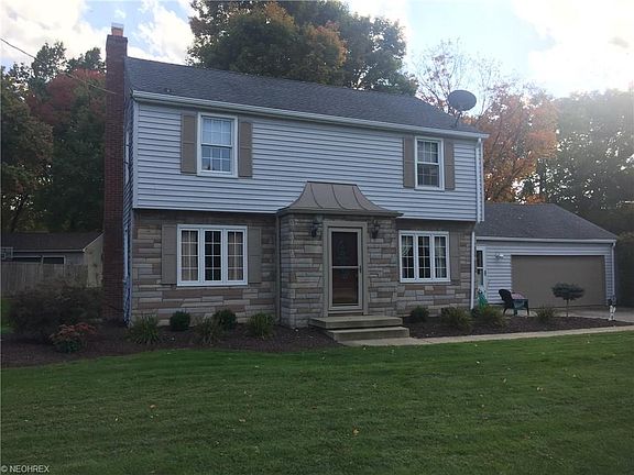 2nd image of 2714 Normandy Dr