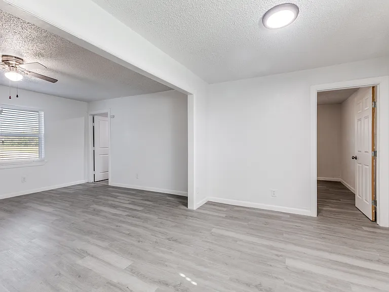 12900 Quail Dr — Photo 10