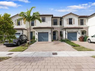 10838 W 33rd Way, Hialeah, FL 33018