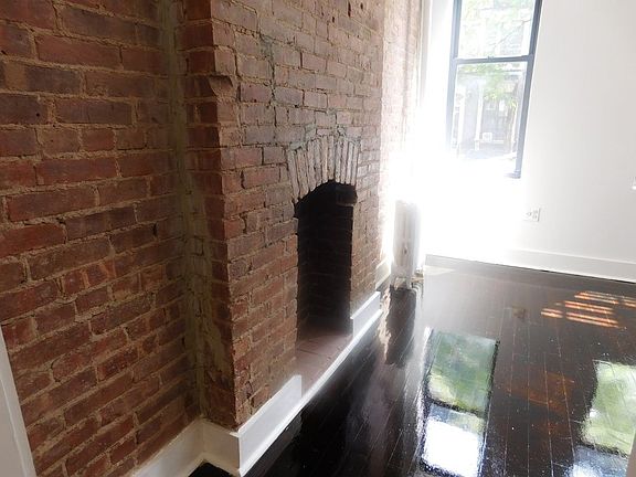 4th image of 355 W 47th St APT 1FE