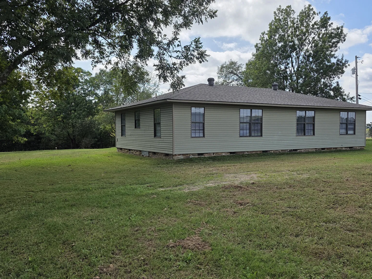 2 bed, 1344 sqft, $1,000 — Photo 4