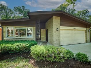 1859 Prairie Ave, Park Ridge, IL 60068