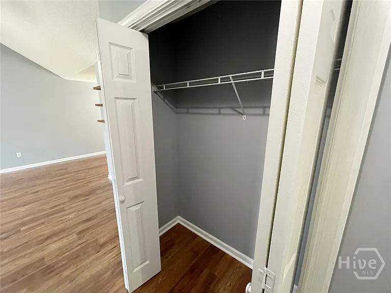 119 Mustang Dr — Photo 22