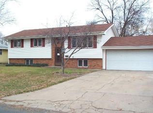 3106 67th Ave N, Brooklyn Center, MN 55429