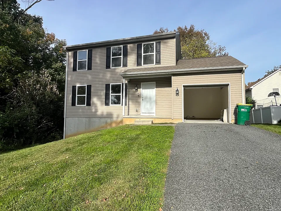 1309A Fairview Rd