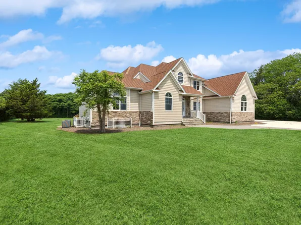 1465 Akerly Pond Ln, Southold, NY 11971