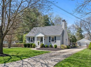 4111 Dellridge Dr, Saint Matthews, KY 40207