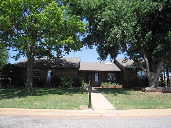 1st image of 1819 Creighton Ct