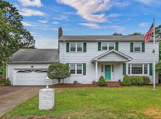 2105 W Admiral Dr, Virginia Beach, VA 23451