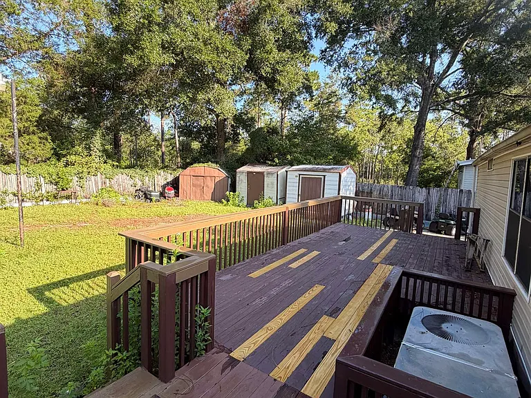8021 Pin Oak Rd — Photo 5