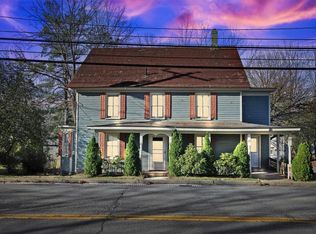 142 N Main St, Florida, NY 10921