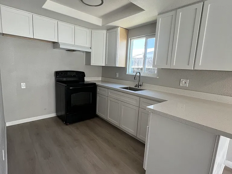 8609 Acapulco Way — Photo 12