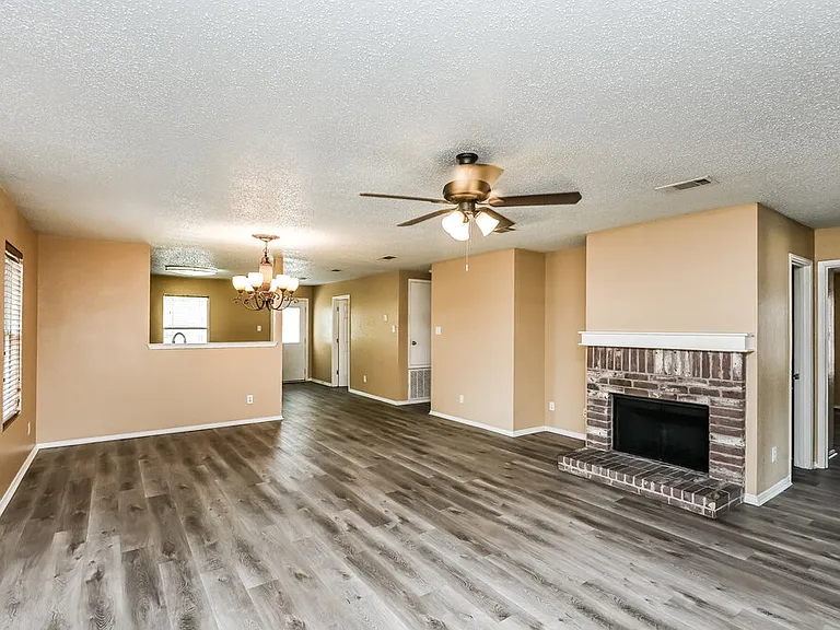 5213 Bedfordshire Dr — Photo 4