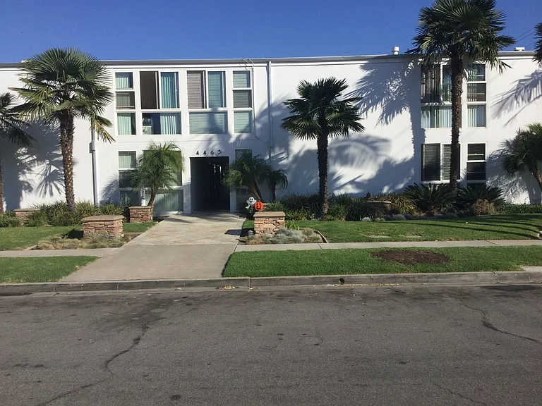 Howard & Lexington Apts — Photo 44