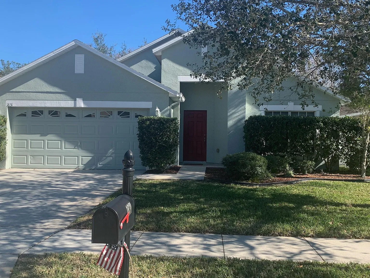 4 bed, 2008 sqft, $2,299 — Photo 2