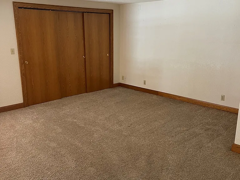 207 E Irving Ave #202 — Photo 7