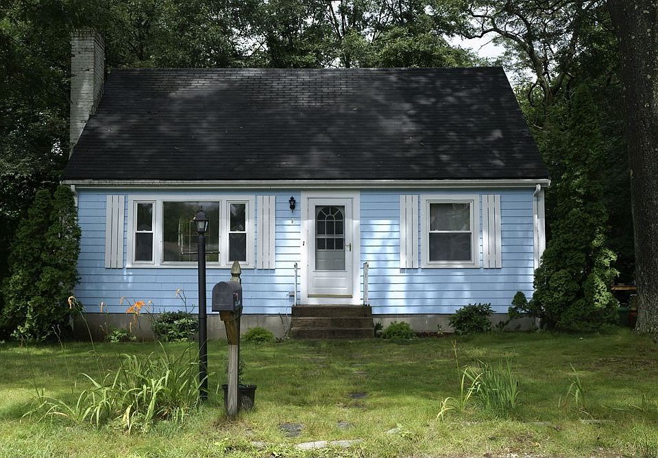 18 Gannett Road