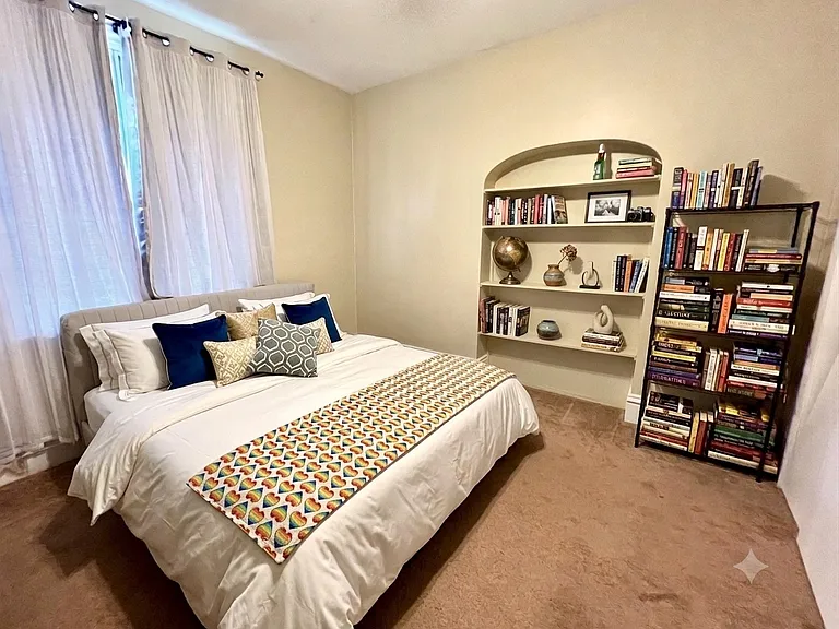 22 Stanford Ave — Photo 9