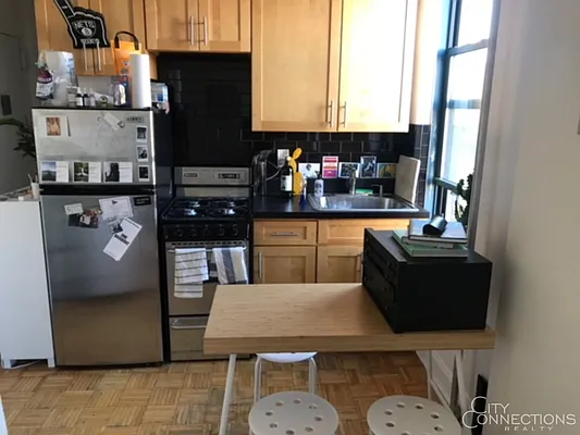 Rented by City Connections Realty | media 1