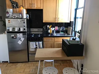 Rented by City Connections Realty