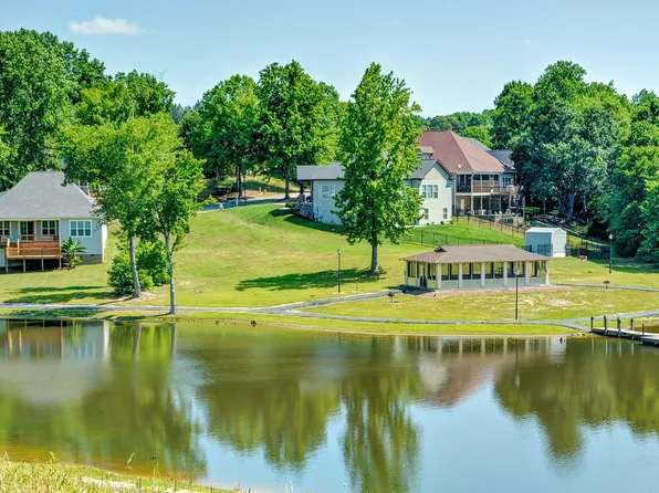 424 Congaree Rd, Roebuck, SC 29376