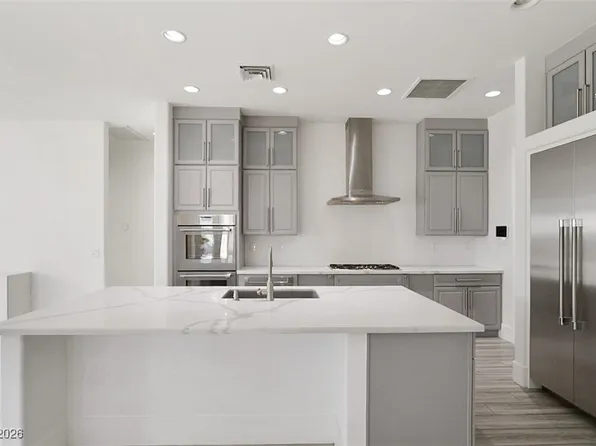 271 E Shelbourne Ave, Las Vegas, NV 89123