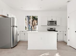 1005 Essex St #202, San Antonio, TX 78210