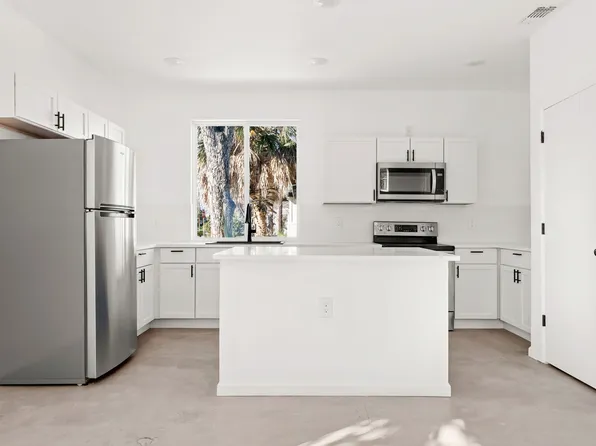 1005 Essex St #202, San Antonio, TX 78210