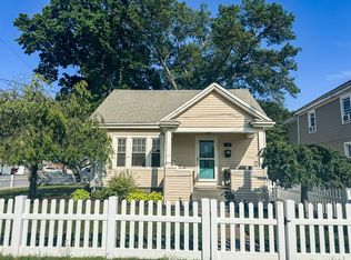 94 Linden St, Plainville, CT 06062