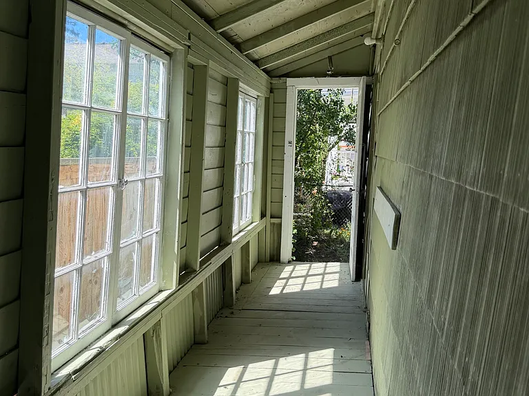 933 SE 45th Ave — Photo 31