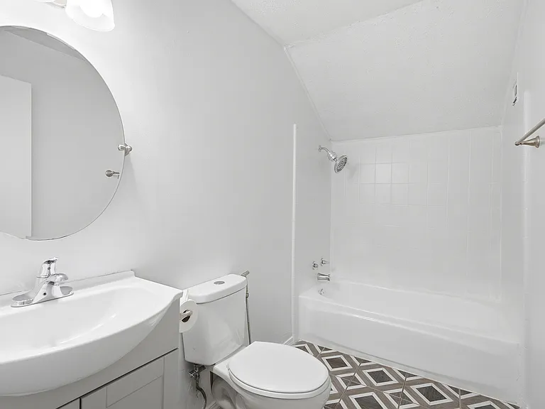 2930 Lancer Ln — Photo 13