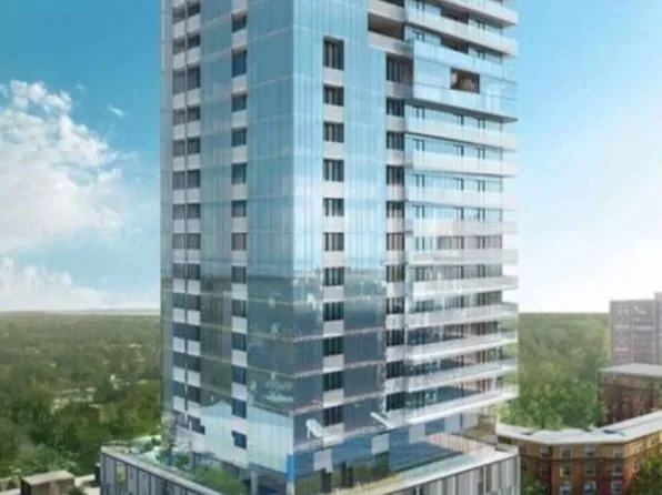 370 Martha St #1710, Burlington, ON L7R 2P7