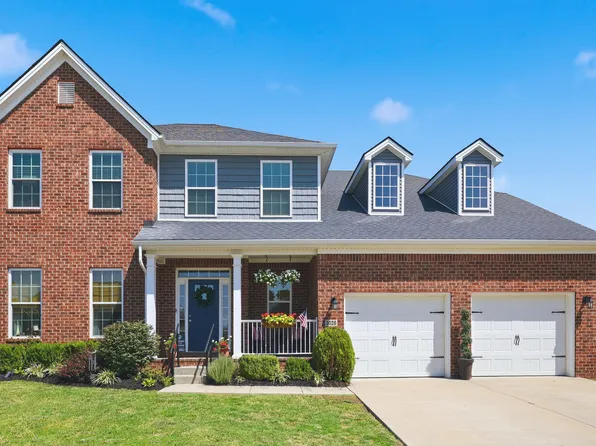 3028 Rosewood Dr, Versailles, KY 40383