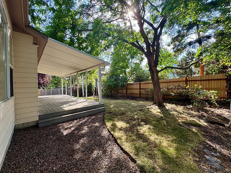 2404 S Holman Cir — Photo 29