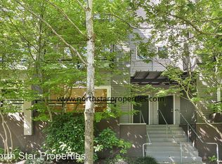 2327 NW Northrup St APT 5, Portland, OR 97210