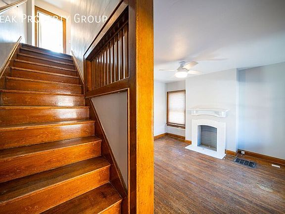 5th image of 87 Wilber Ave