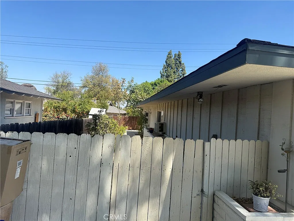 1 bed, 800 sqft, $2,000 — Photo 2
